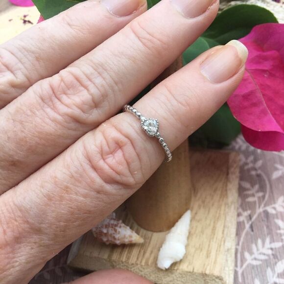 Sterling Silver Beaded Clear Heart CZ Ring 6,7 - Picture 8 of 9